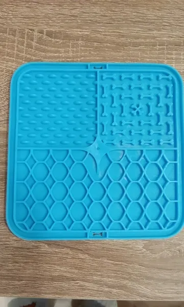 LickJoy Mat photographed by Oksana V., verified buyer